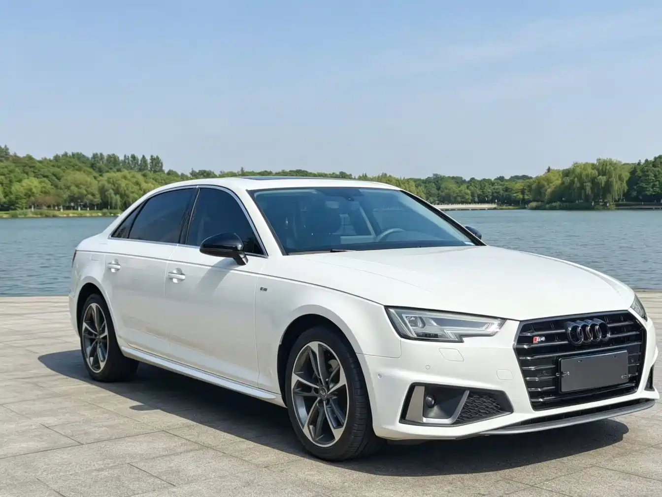 Audi A4L 2019 40 TFSI Sport (China V)