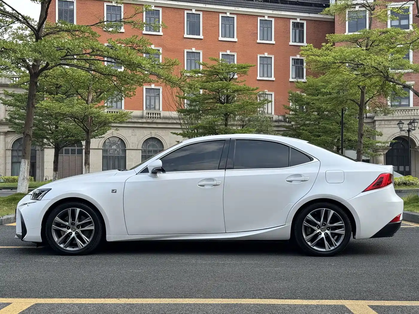 Lexus IS 2018 2017 300 F SPORT
