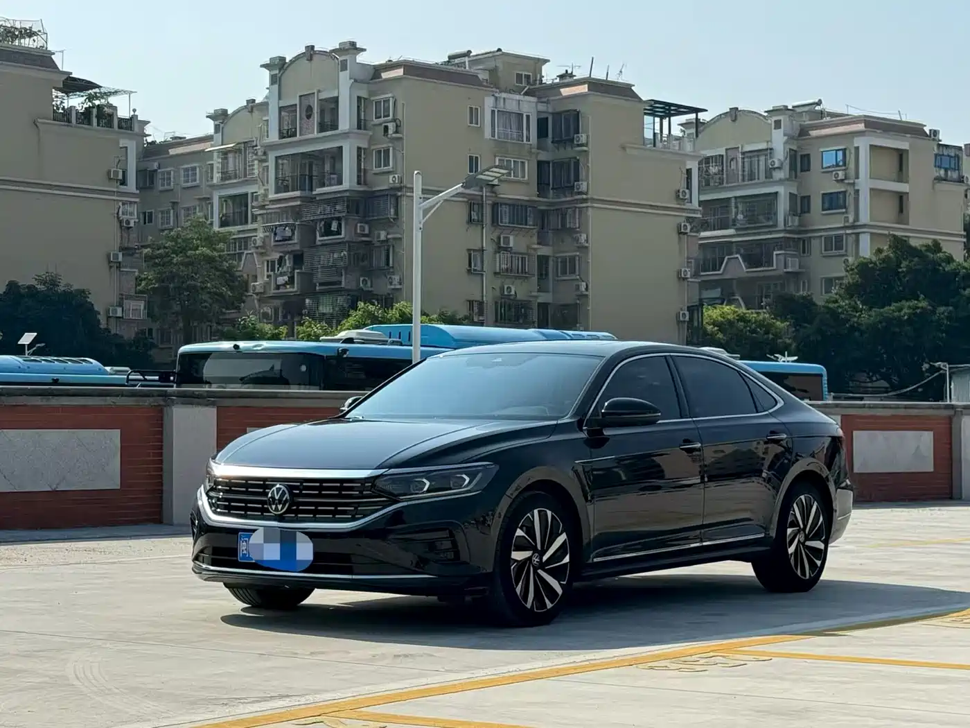 Volkswagen Passat 2022 330TSI Luxury Edition
