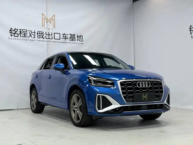 Audi Q2L 2022 35 TFSI Fashion Dynamic — фото 3