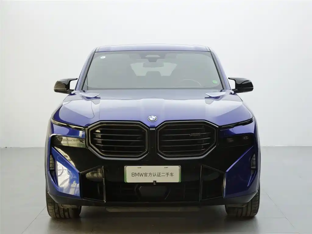 BMW XM 2023 Model Base фото 2