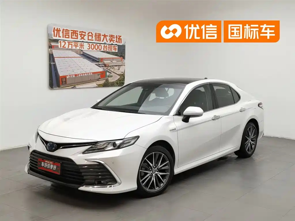 Toyota Camry 2021 Hybrid 2.5HG Luxury Edition