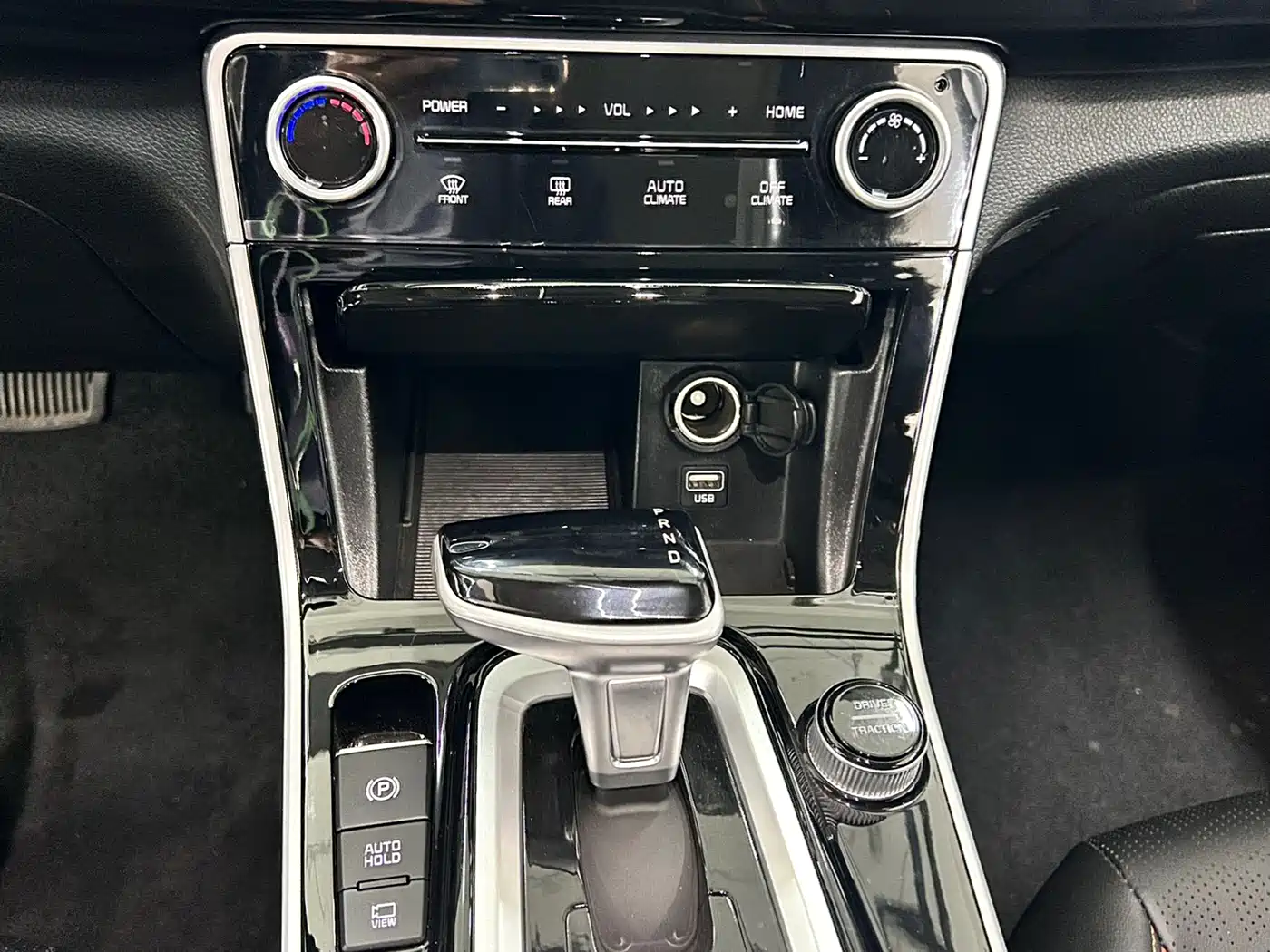Kia Seltos 2023 1.5L CVT Luxury Edition фото 11
