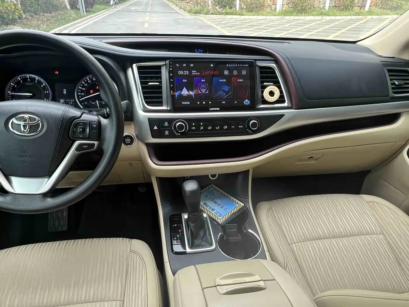 Toyota Highlander 2017 2.0T 4WD Elite 7-Seater фото 10