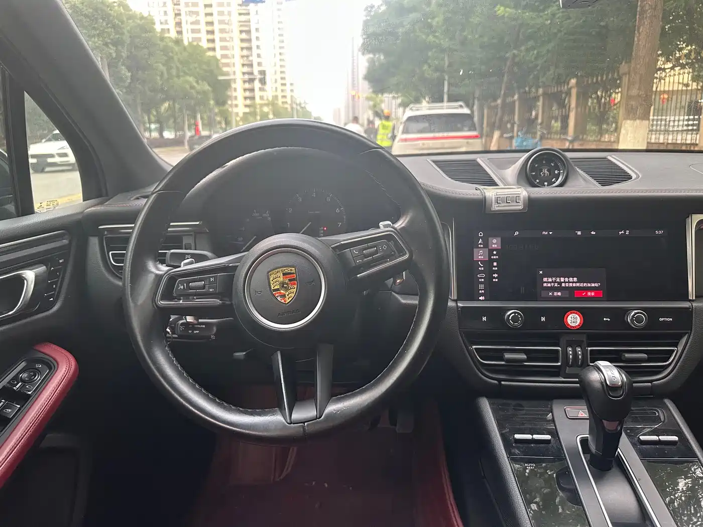 Porsche Macan 2023 Macan 2.0T фото 27