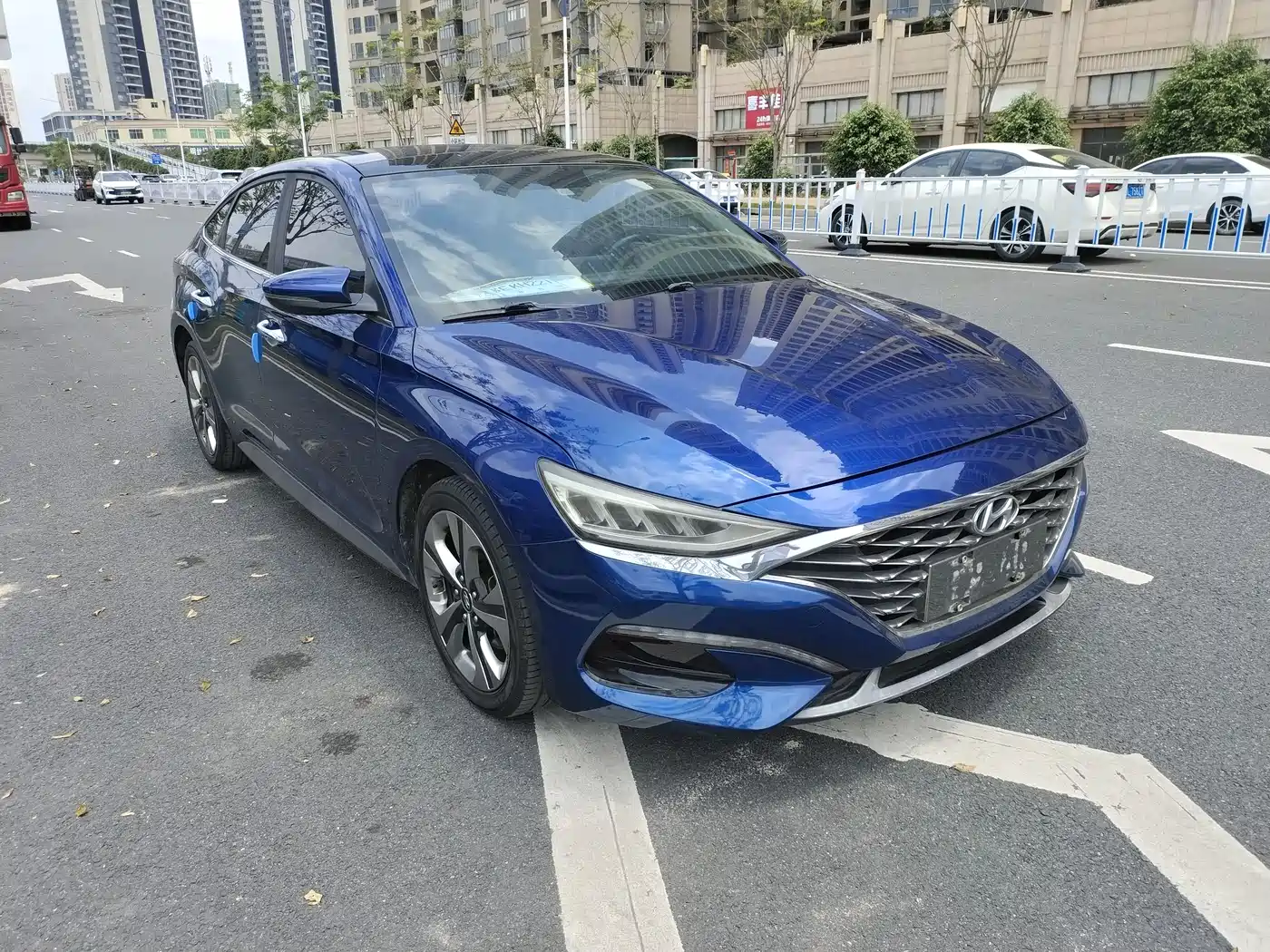 Hyundai Fista 2019 280TGDi Sport Edition China VI фото 3