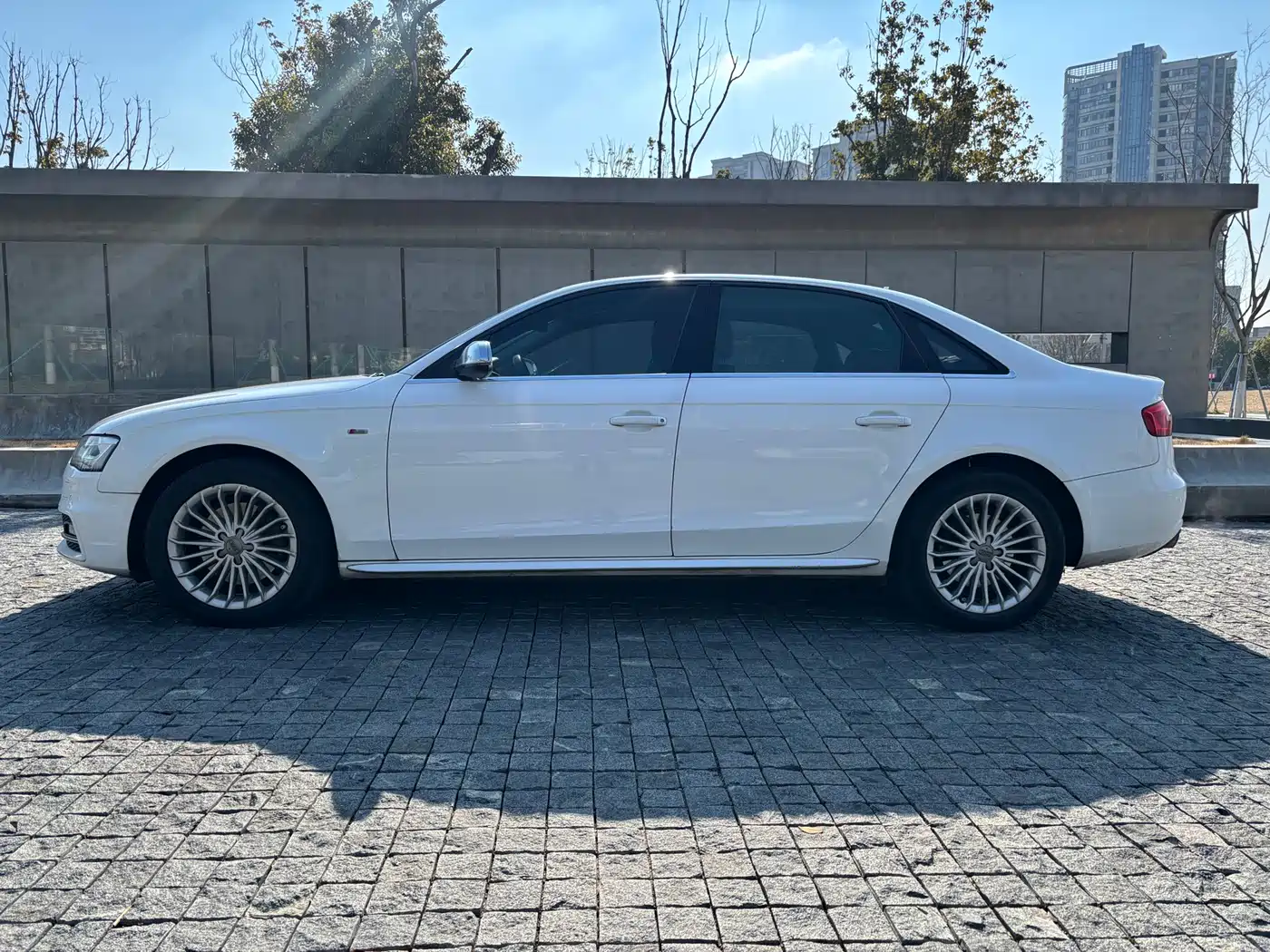 Audi A4L 2013 40 TFSI quattro Personality Sport фото 11