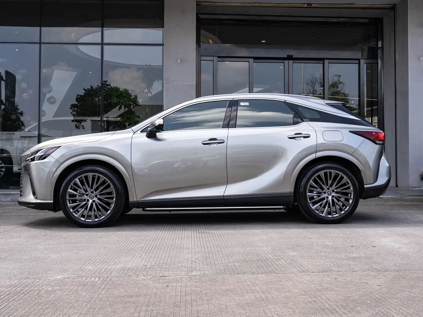 Lexus RX 2025 2025 350h 4WD Premium Edition