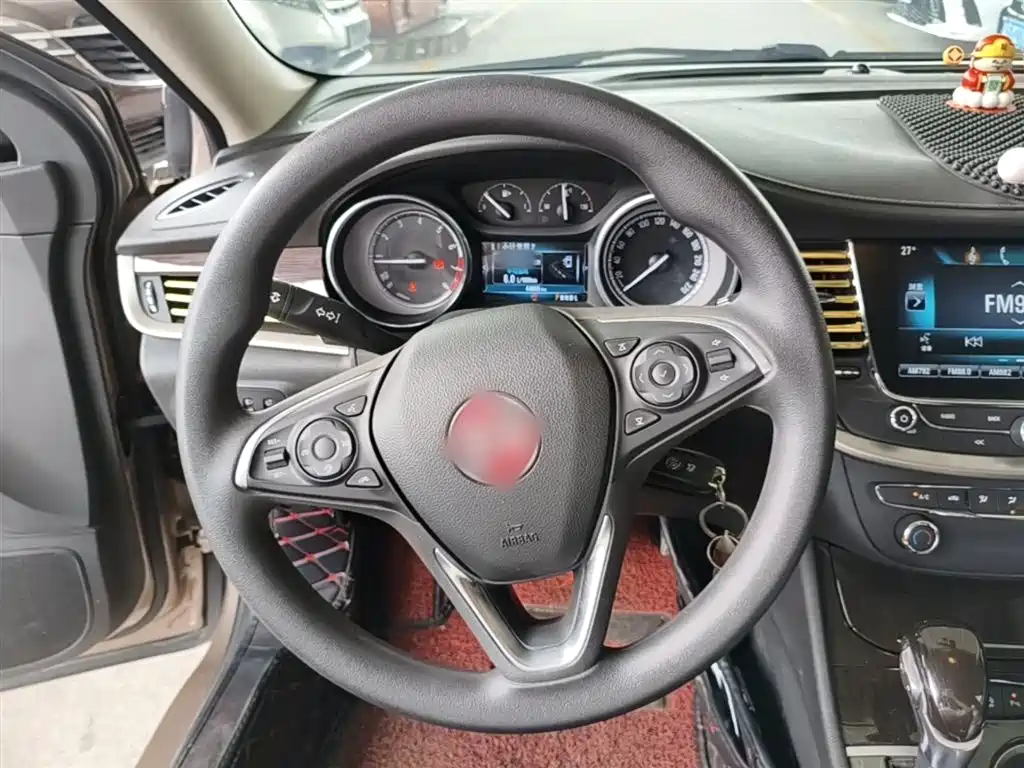 Buick Verano 2019 Sedan 20T Dual Clutch Leading фото 11