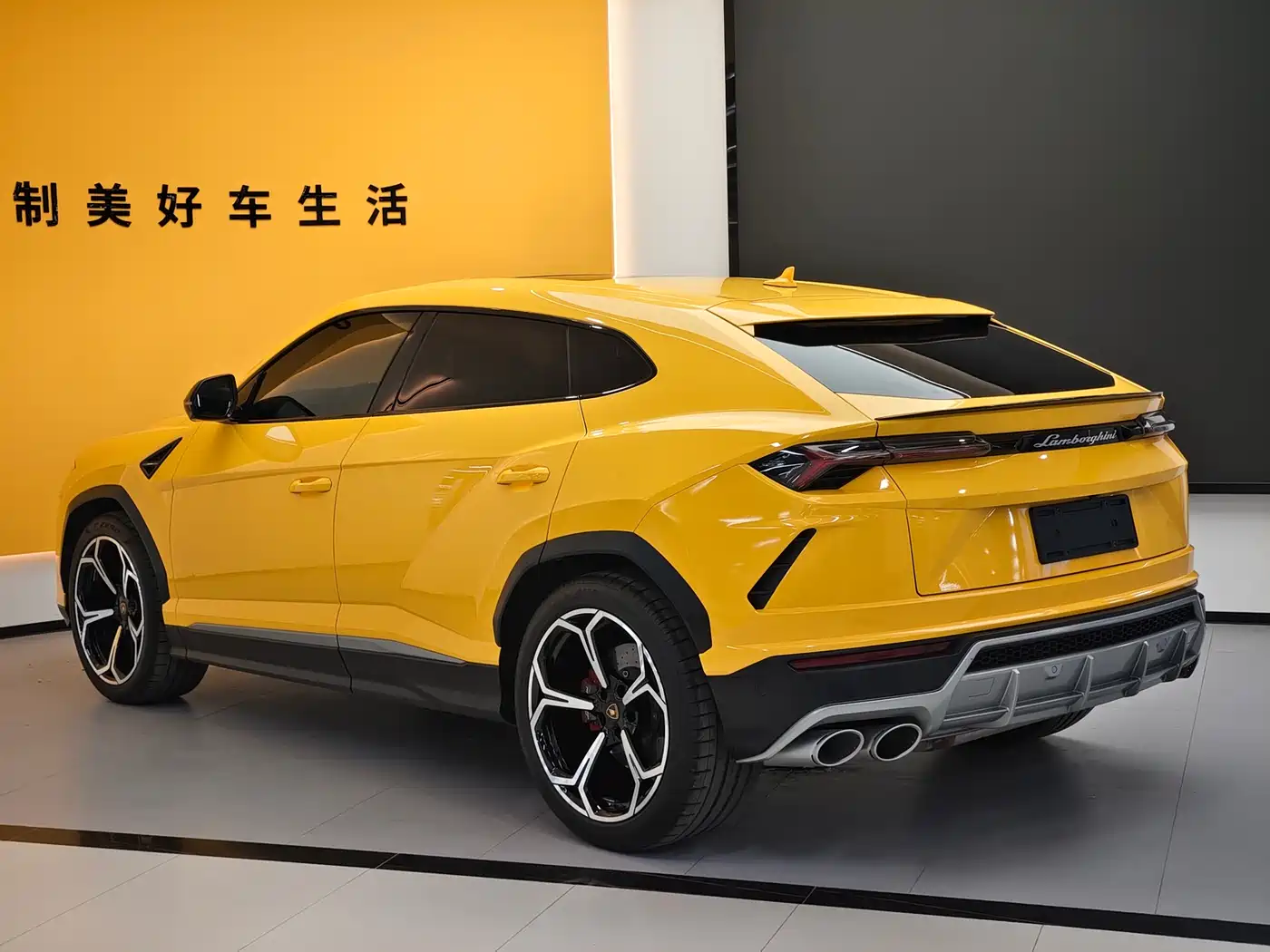 Lamborghini Urus 2021 4.0T V8 фото 10
