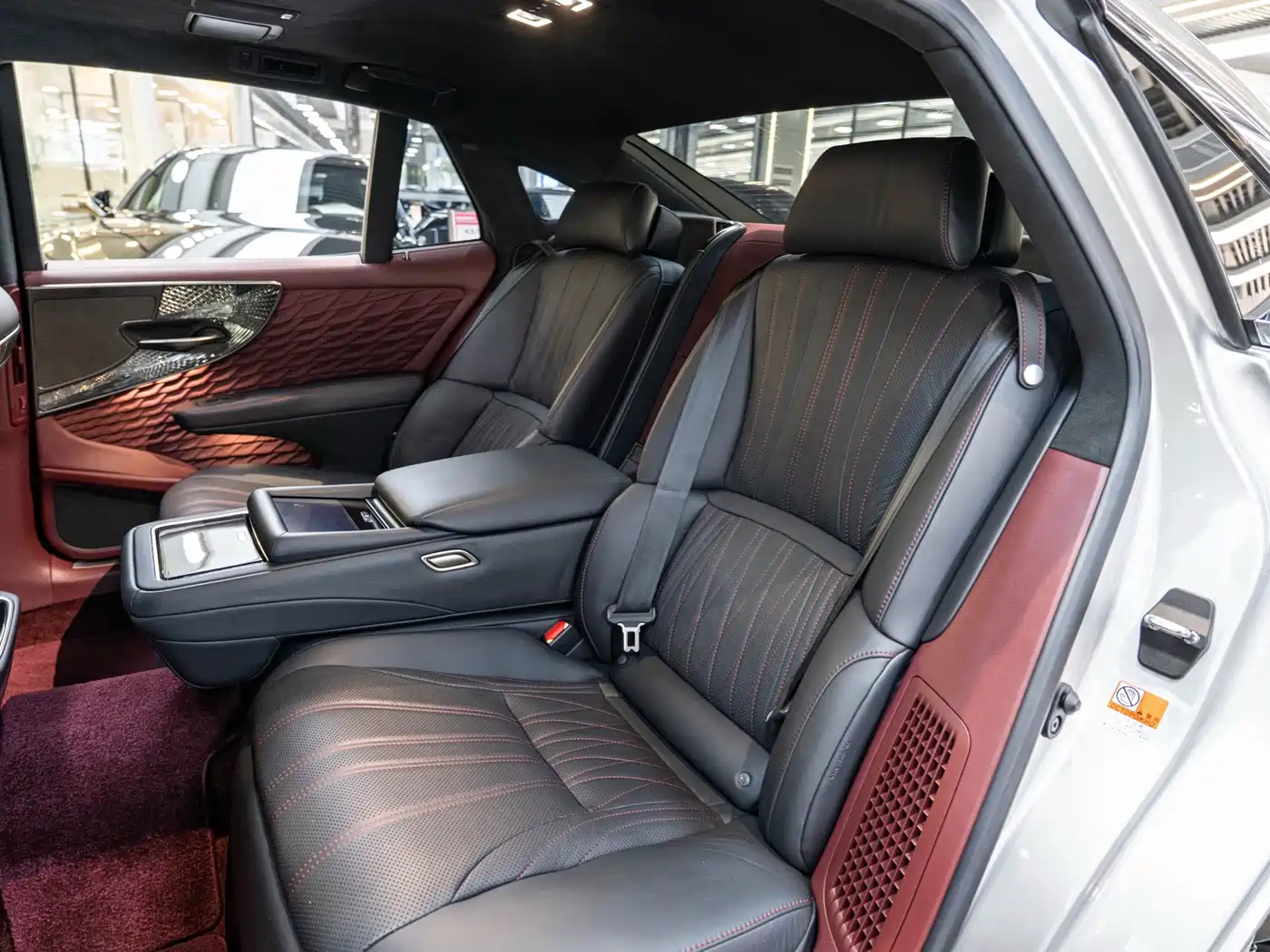 LEXUS LS