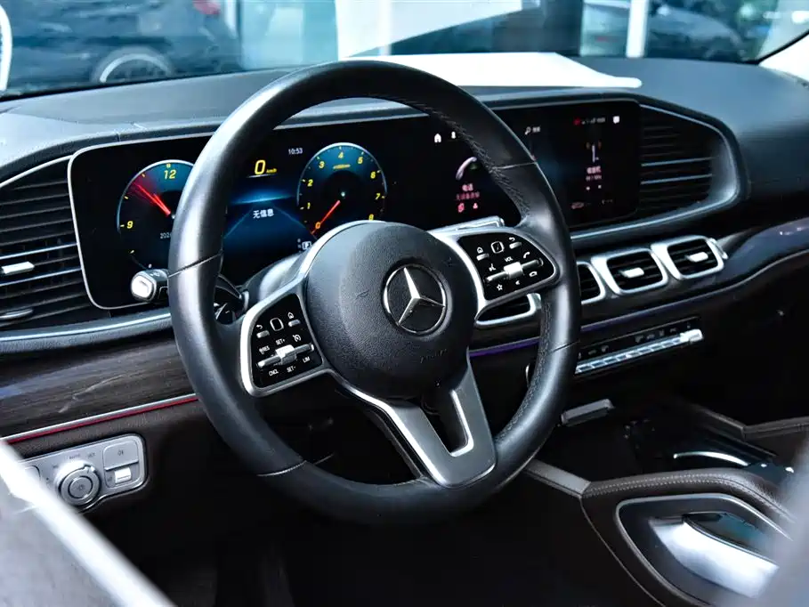 Mercedes-Benz GLE 2020 Facelift GLE 350 4MATIC Fashion Special Edition фото 12