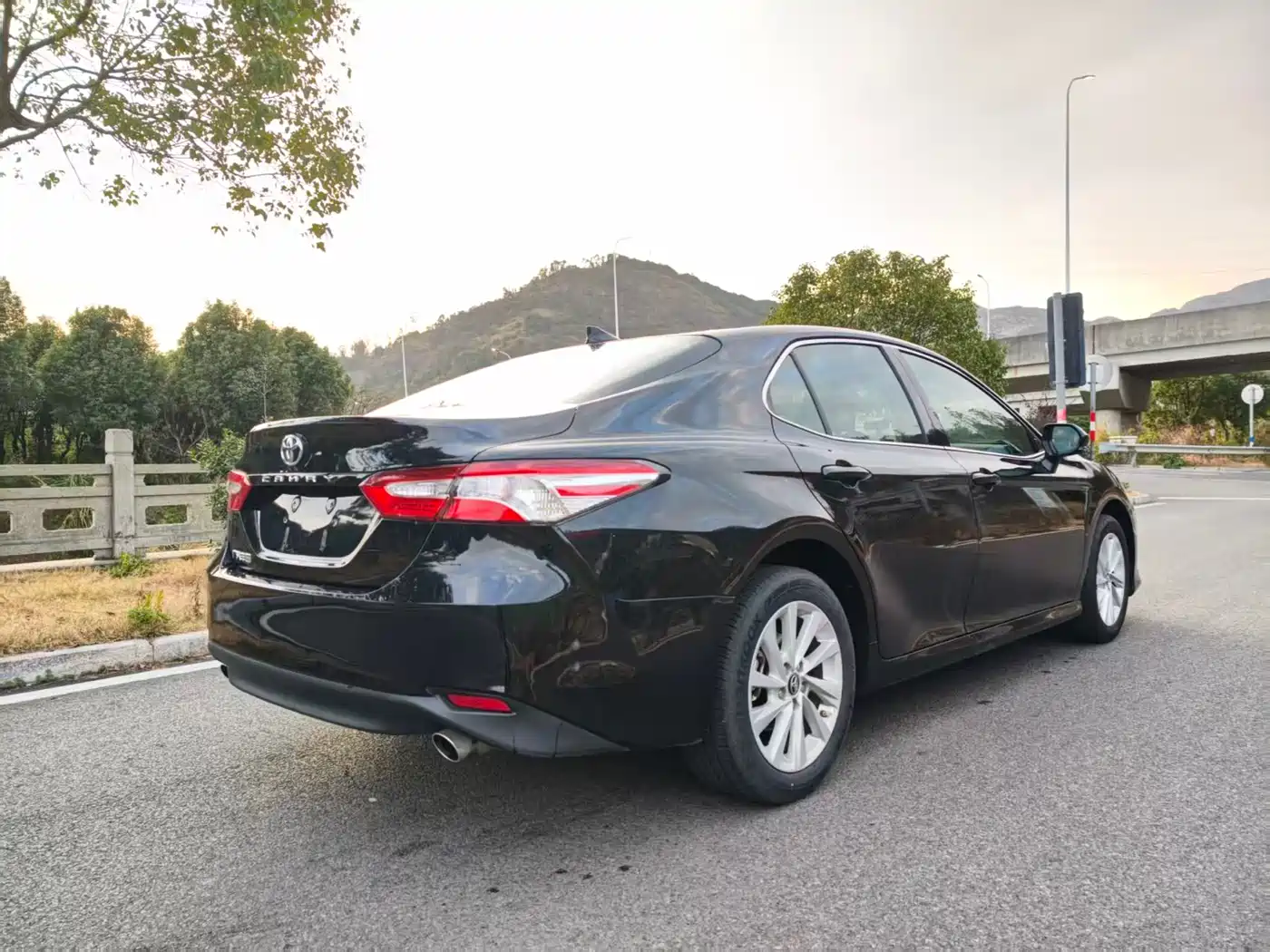 Toyota Camry 2023 2.0GVP Leading Edition фото 9