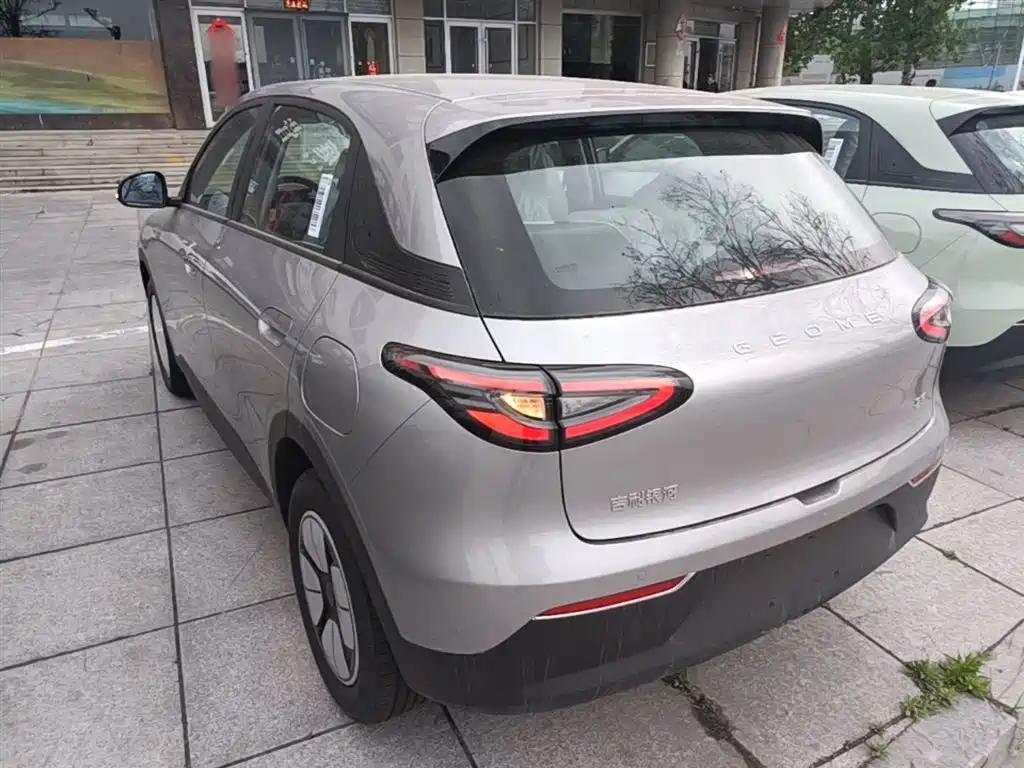Geely Galaxy Starry Wish 2026 Edition 310km Youth Version фото 5