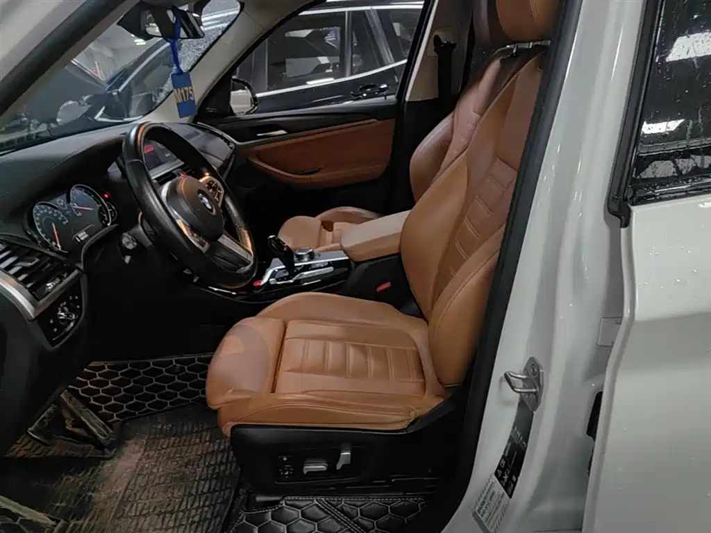 BMW X3 2018 xDrive30i Leading M Sport Package China V фото 15