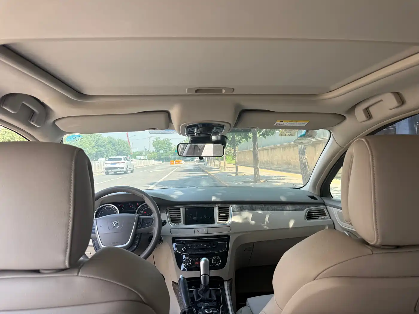 Peugeot 508 2012 2.3L Roland Garros Edition фото 14