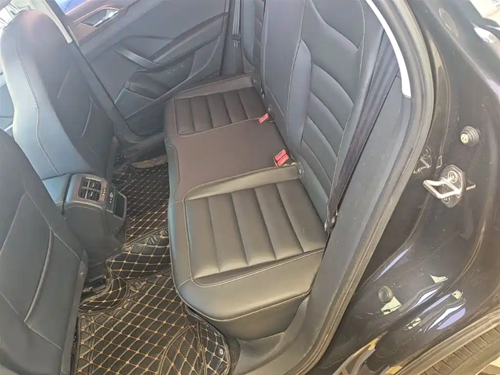 VOLKSWAGEN TUYUE
