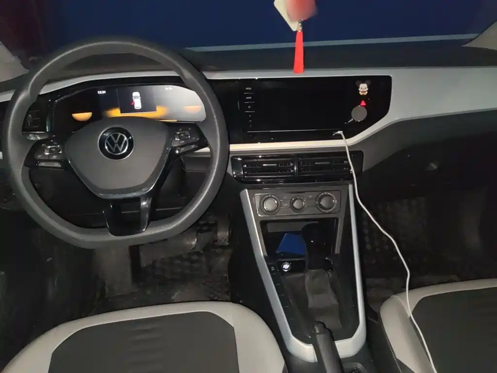 Volkswagen Polo 2023 Facelift Plus 1.5L Auto Chroma Tech Edition фото 13