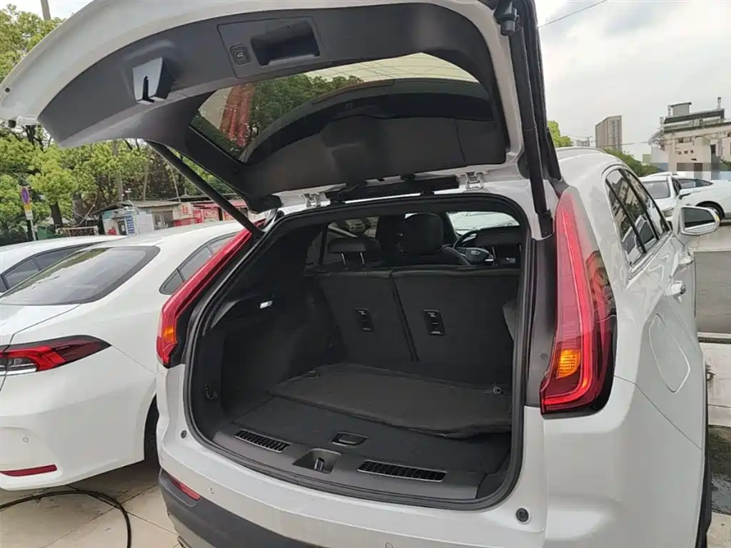 Cadillac XT4 2018 28T FWD Leading Edition фото 19