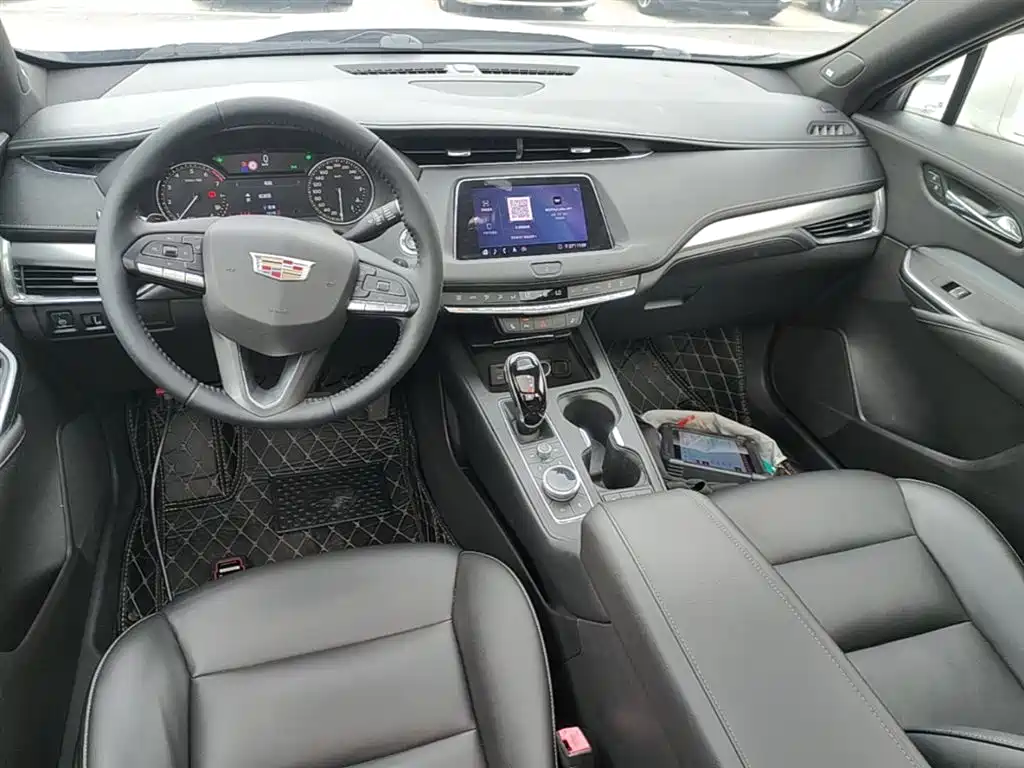 Cadillac XT4 2018 28T FWD Leading Edition фото 10