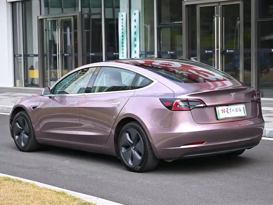 TESLA MODEL 3 (IMPORTED)