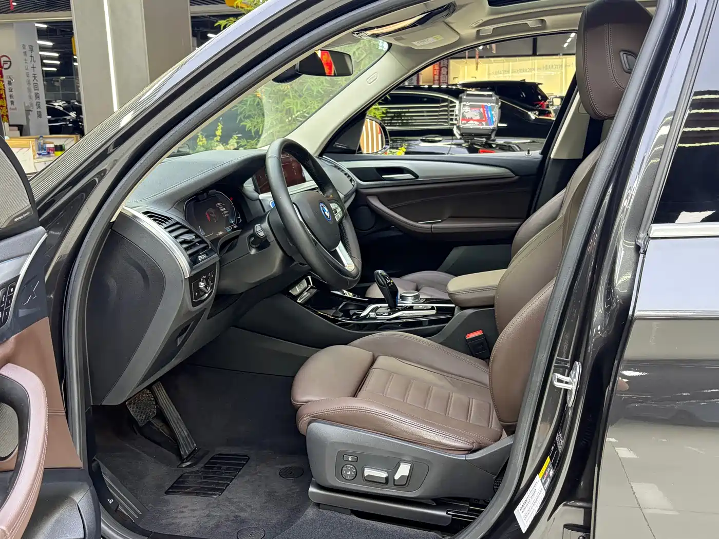 BMW iX3 2021 Facelift Pioneer фото 4