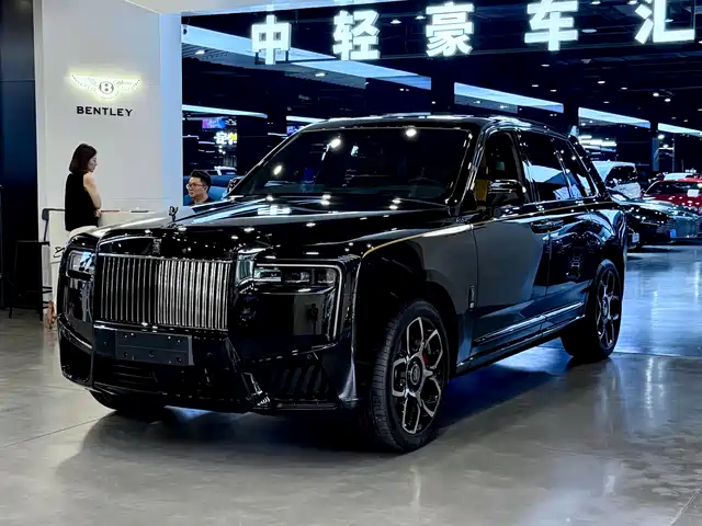 Rolls-Royce Cullinan 2024 Black Badge