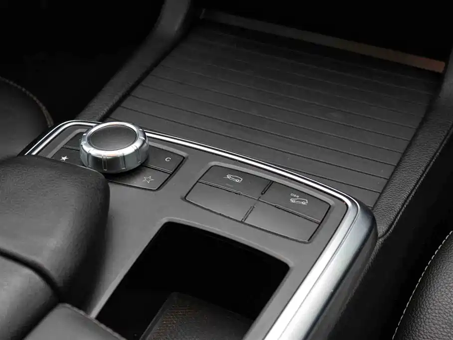 Mercedes-Benz M-Class 2014 ML 320 4MATIC фото 11