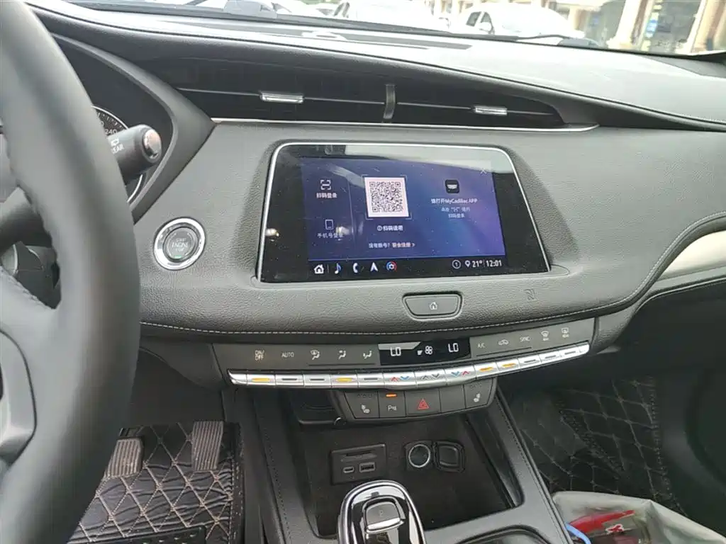 Cadillac XT4 2018 28T FWD Leading Edition фото 13