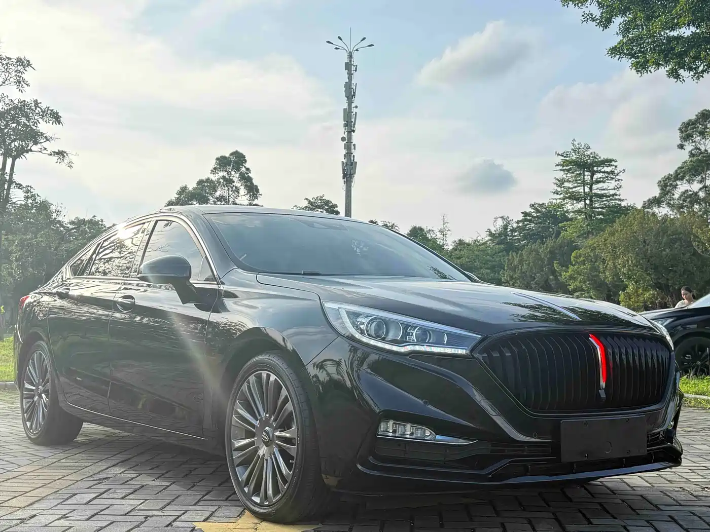 Hongqi H5 2020 1.8T Automatic Smart Connection Qi Enjoy Edition фото 3