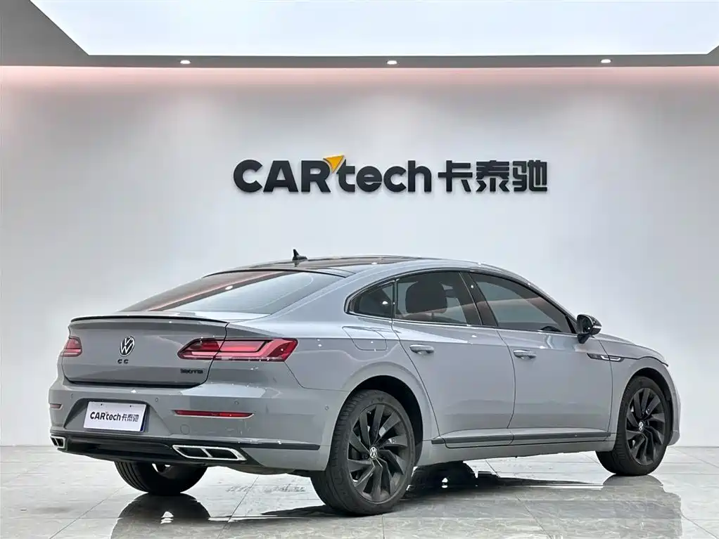 Volkswagen FAW-Volkswagen CC 2023 380TSI Eye-catching Edition фото 5