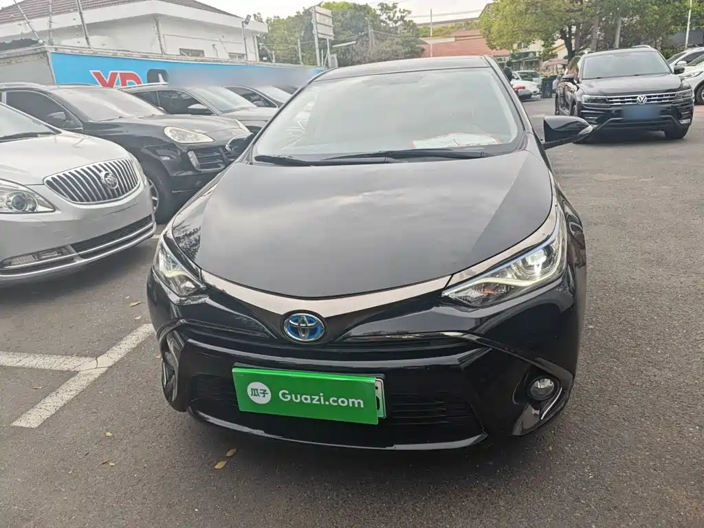 Toyota Levin Twin Engine E+ 2019 2019 1.8PH V E-CVT Luxury Edition