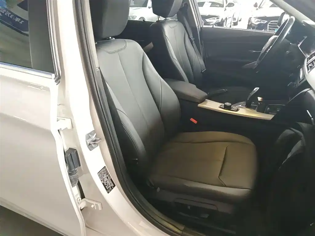 BMW 3 Series 2015 320Li Super Joy Fashion фото 25