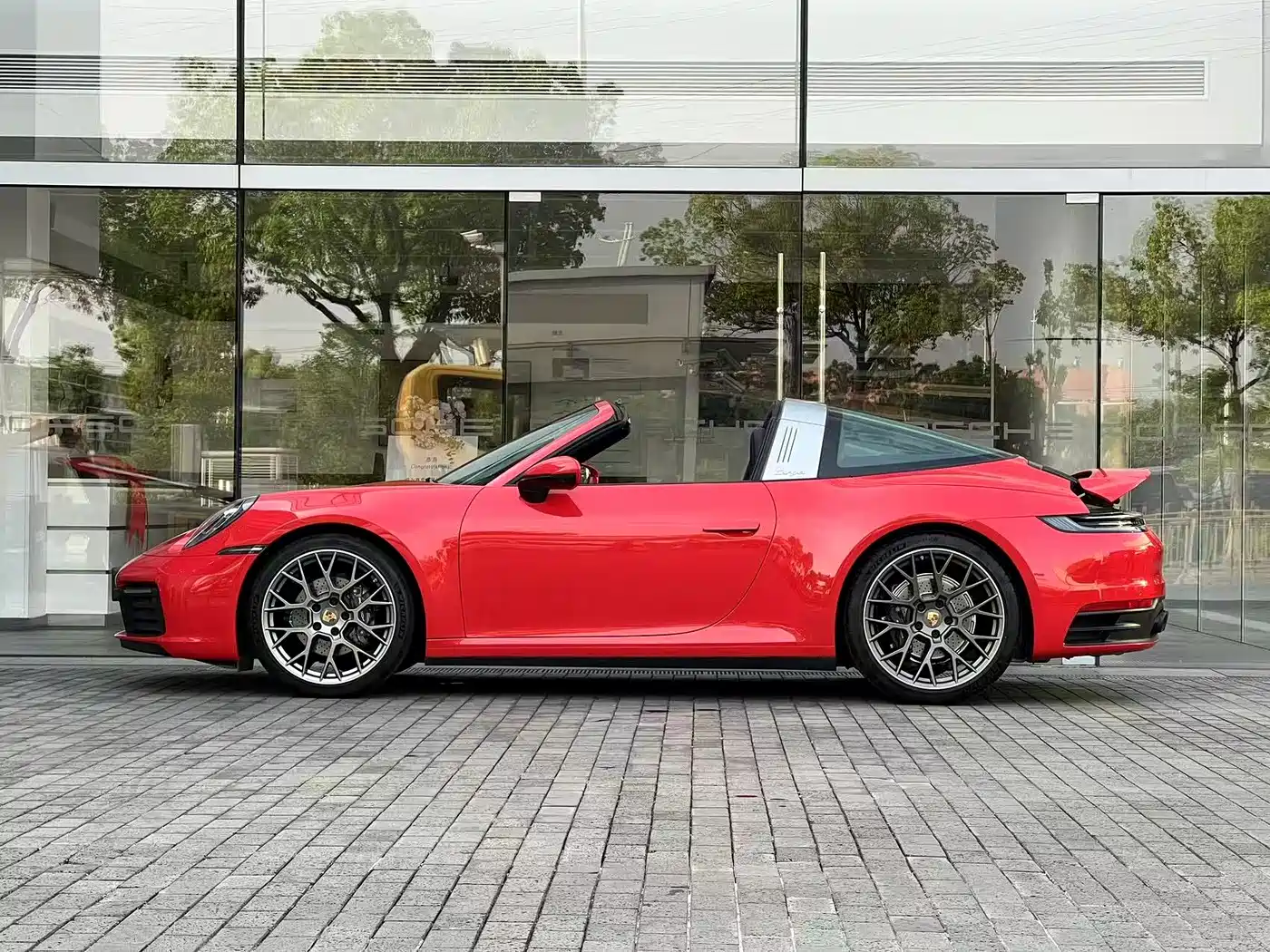 Porsche 911 2023 Targa 4 3.0T фото 2