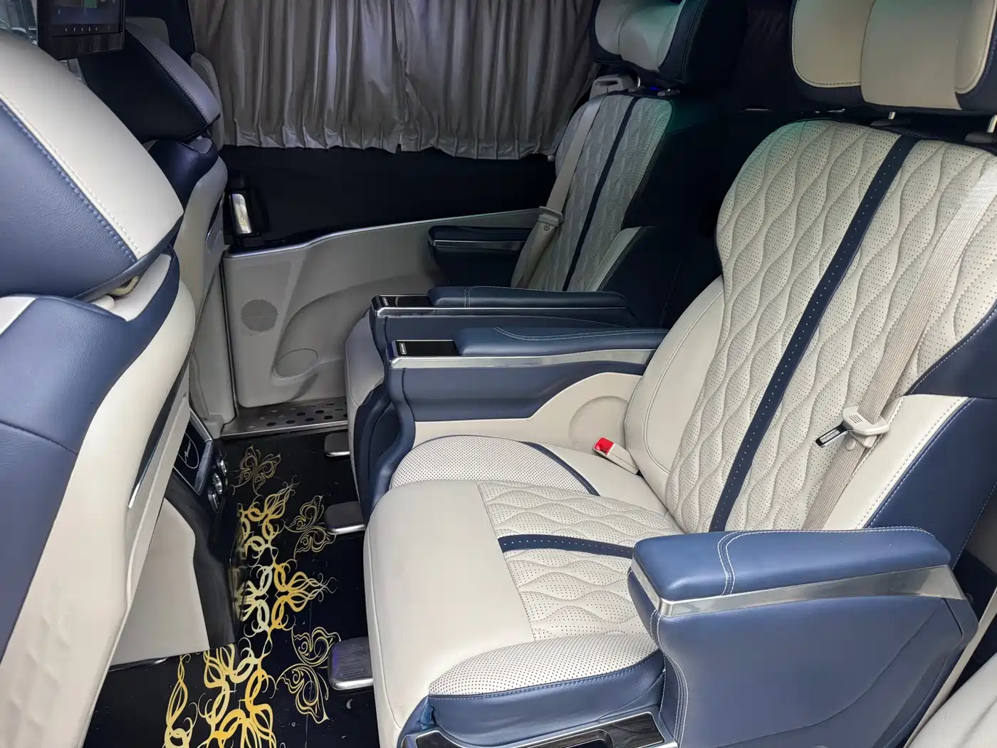 Buick GL8 2021 Land Business Class 652T Comfort фото 10