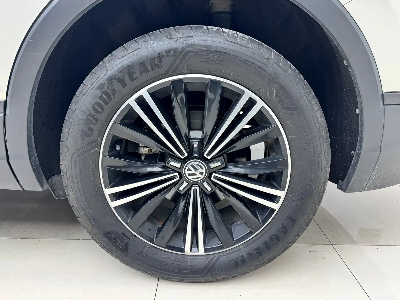 Volkswagen Tiguan L 2020 330TSI Auto 2WD Trend China VI фото 10
