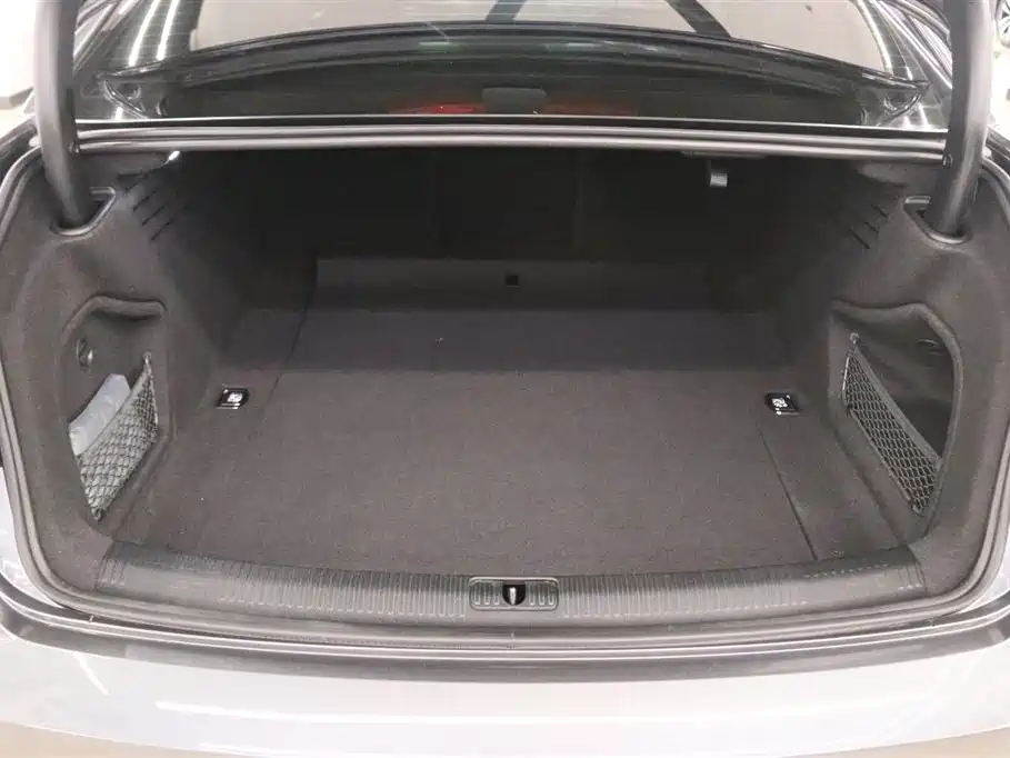 Audi A4L 2023 45 TFSI quattro Premium Sport фото 19