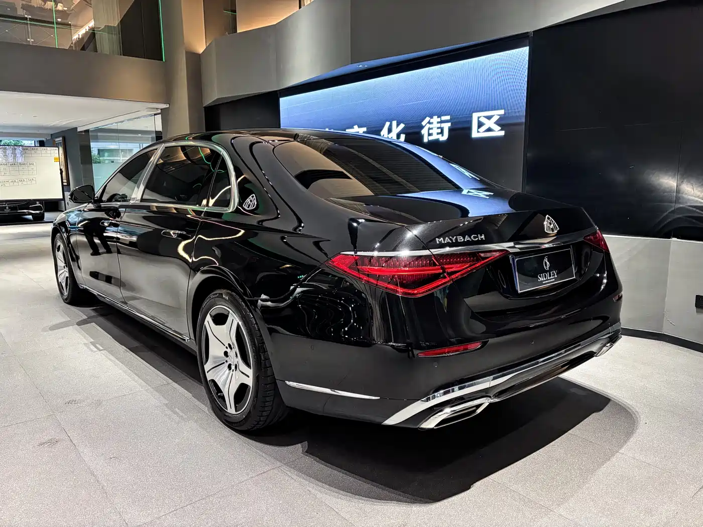 Mercedes-Benz Maybach S-Class 2025 Model S 480 4MATIC фото 4