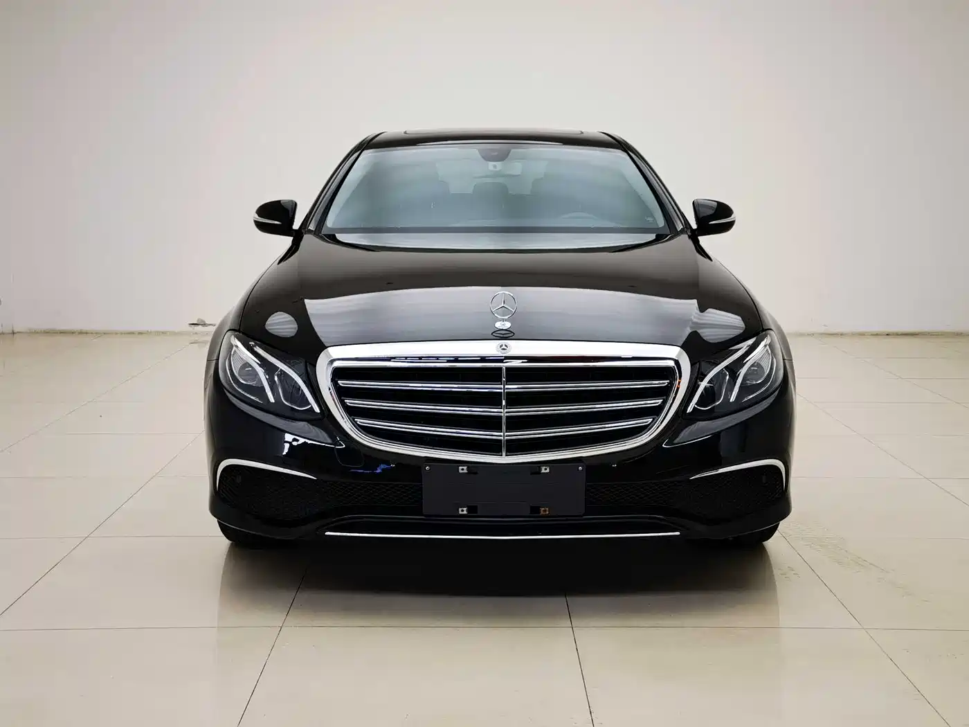 Mercedes-Benz E-Class 2018 Facelift E 200 L Sport фото 2