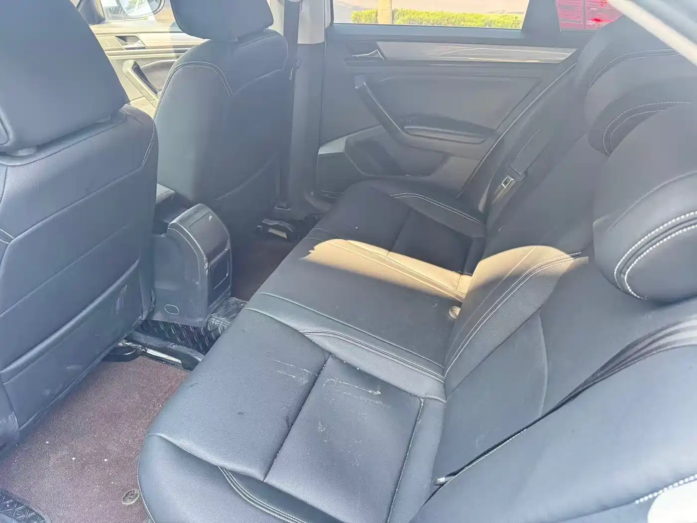 Volkswagen Bora 2017 1.6L Manual Fashion Edition фото 5