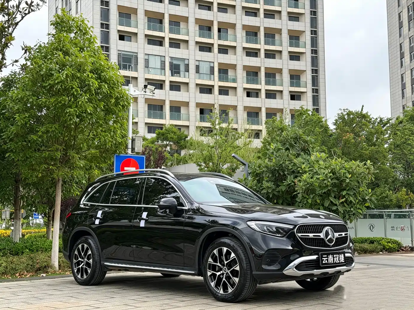 Mercedes-Benz GLC 2024 GLC 260 L 4MATIC Dynamic 5-seater фото 3