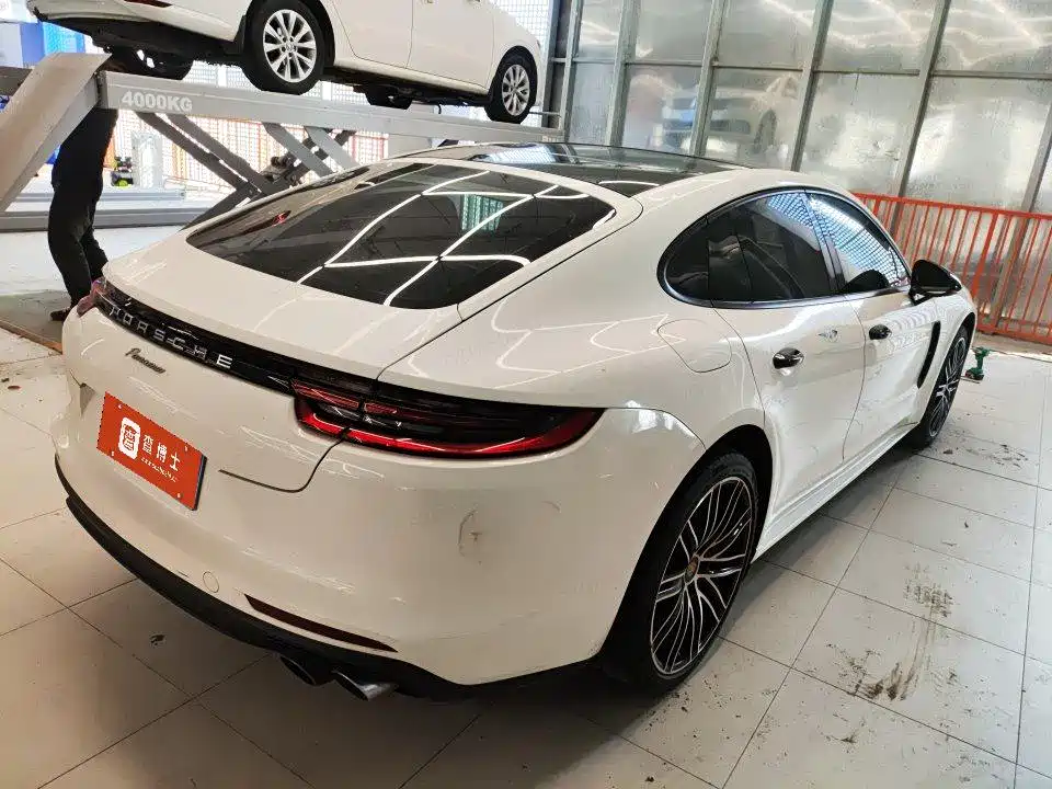 Porsche Panamera 2017 Panamera 3.0T фото 4