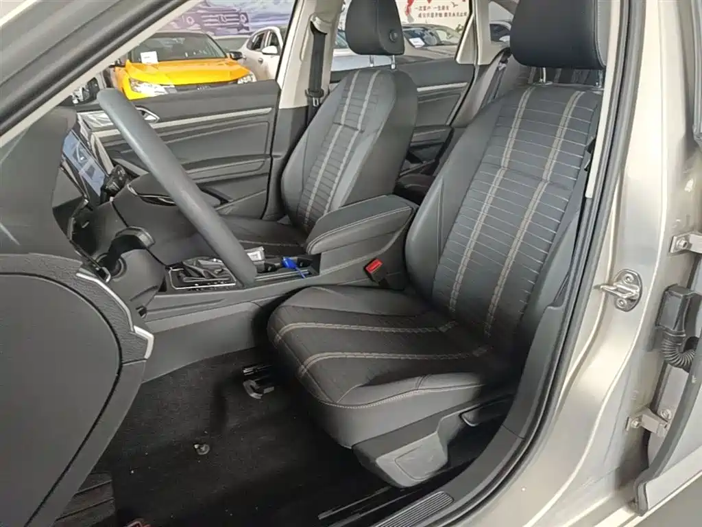 Volkswagen Lavida 2022 280TSI DSG Comfort Edition фото 15
