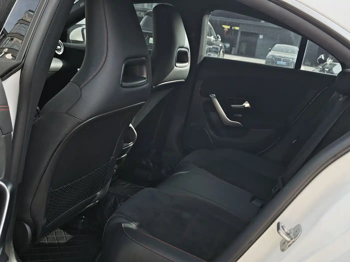 Mercedes-Benz CLA (Import) 2023 CLA 200 фото 13