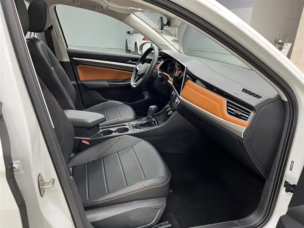 Volkswagen Bora 2023 200TSI DSG Smart PRO Edition фото 13