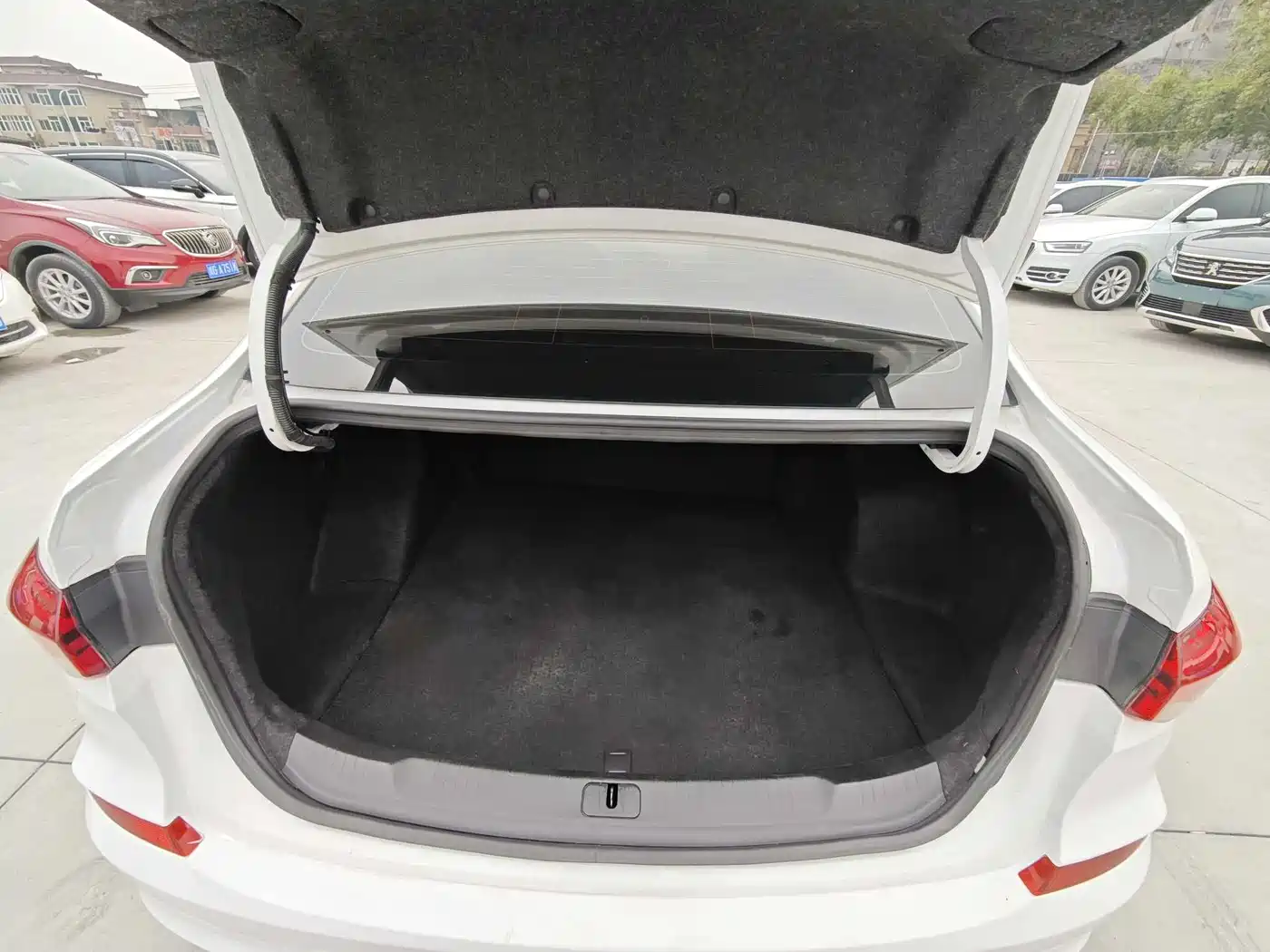 Chevrolet Monza 2022 320 Automatic Enjoyment Sunroof Edition фото 6