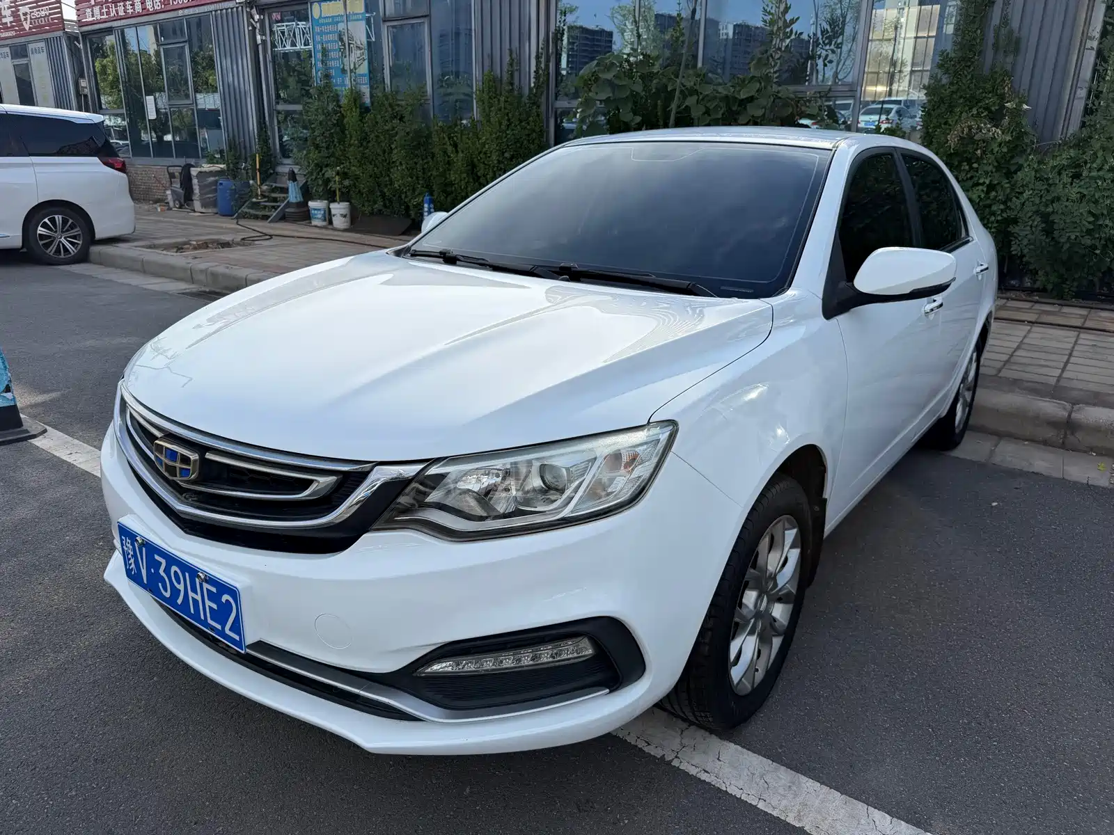 Фото 1 - Geely Vision