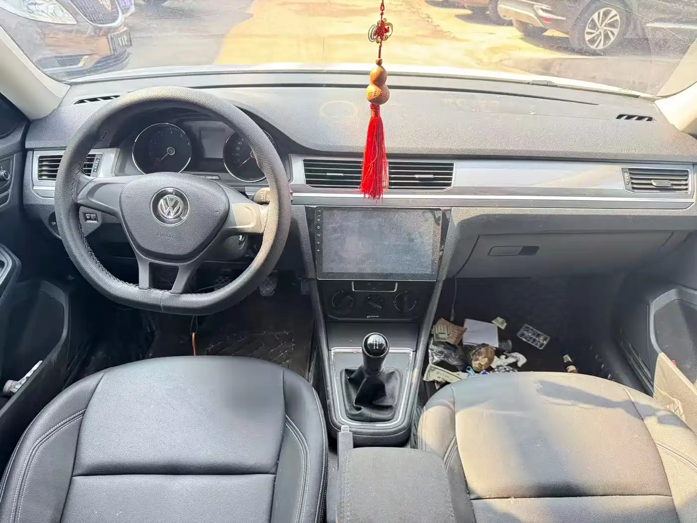 Volkswagen Bora 2017 1.6L Manual Fashion Edition фото 6