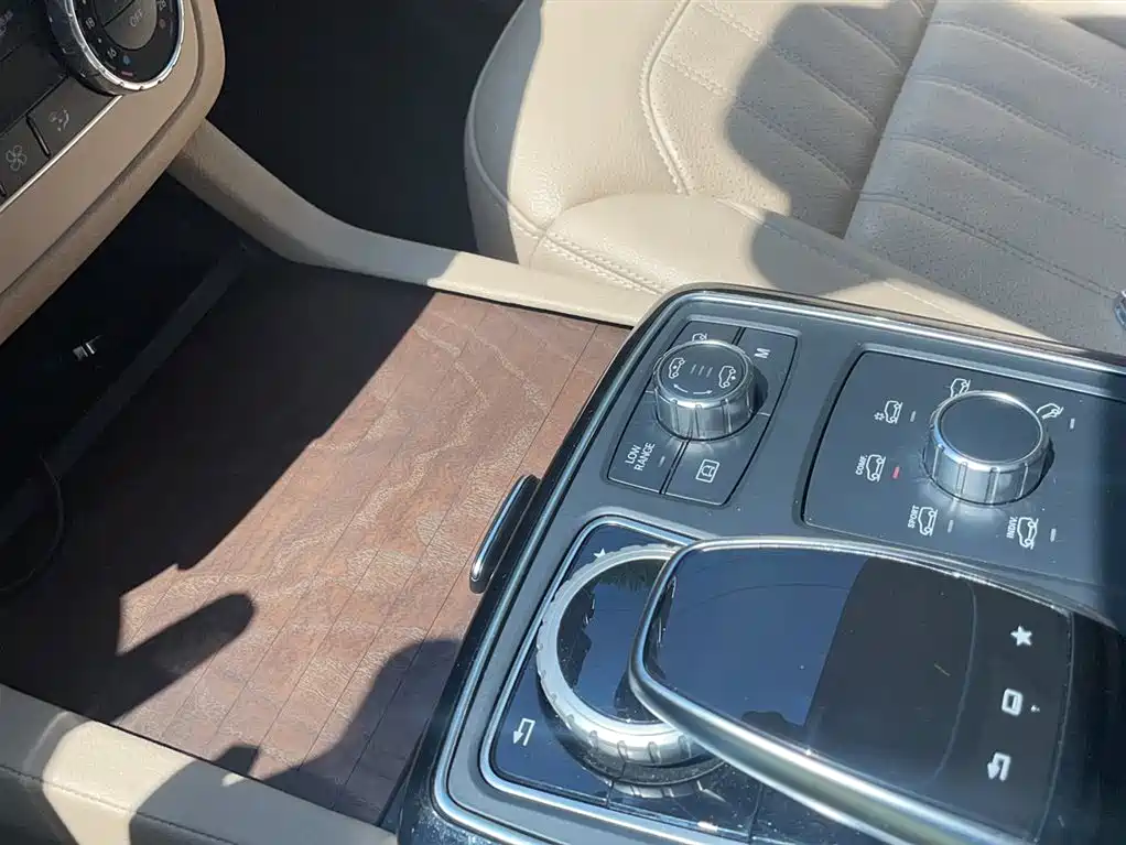 Mercedes-Benz GLS 2016 GLS 400 4MATIC Dynamic фото 9