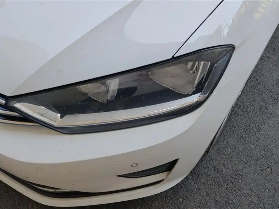 Volkswagen Golf Sportsvan 2016 280TSI Automatic Luxury фото 5